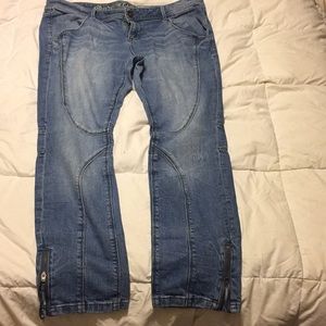 Curvy fit skinny jeans